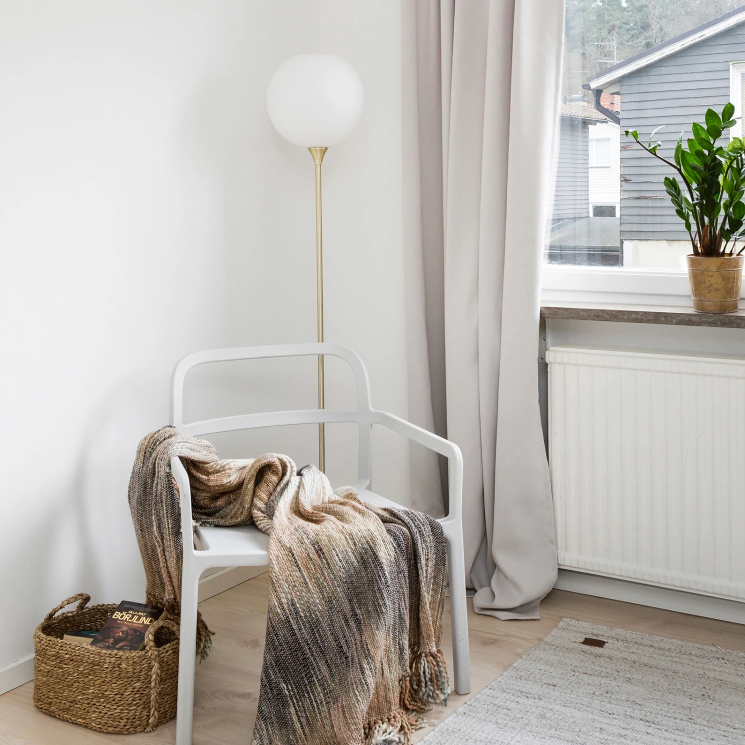 Globen Lighting Bowl Vloerlamp Opaalglas - Afbeelding 2