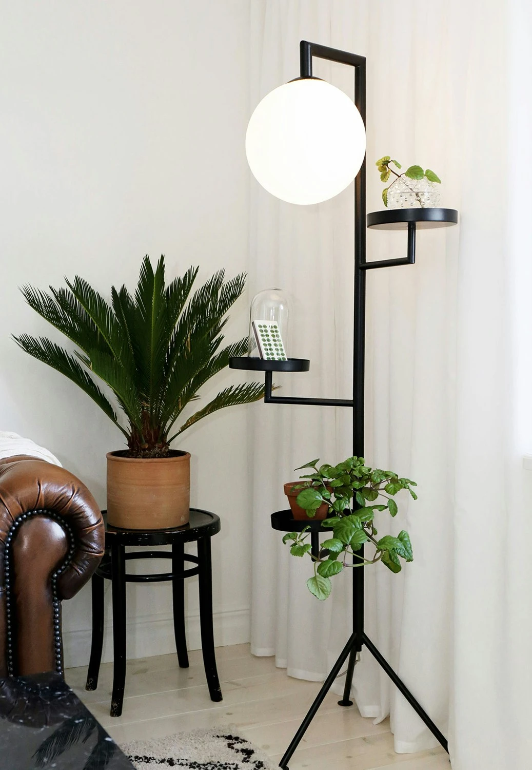 Globen Lighting Astoria Floor Lamp, Black - Afbeelding 2